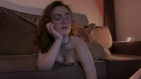 Marie online show from January 10, 2025, 10:25 pm