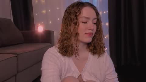 Marie online show from December 21, 2025, 10:55 am