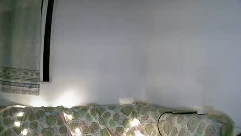 Snapshot of purple_23 chatting on November 6, 2025, 7:09 am Lizzy online show from November 6, 2025, 7:09 am