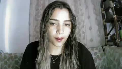 Snapshot of purple_23 chatting on May 7, 2026, 9:58 am Lizzy online show from May 7, 2026, 9:58 am