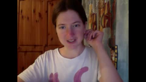 purple_cat55 online show from October 8, 2025, 8:23 am