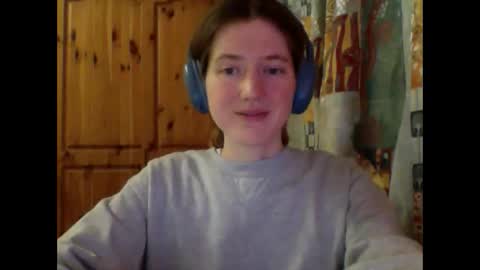 purple_cat55 online show from November 24, 2025, 3:12 pm