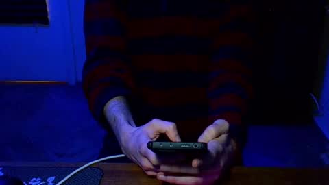 Snapshot of purplestarboy chatting on February 13, 2025, 9:49 pm purplestarboy online show from February 13, 2025, 9:49 pm