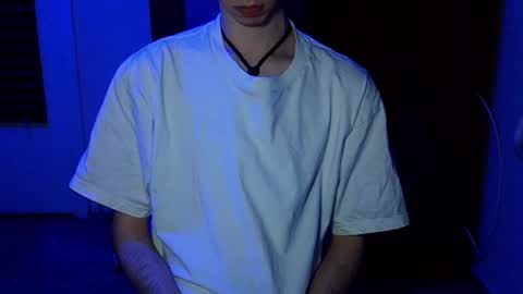 Snapshot of purplestarboy chatting on February 24, 2025, 7:09 pm purplestarboy online show from February 24, 2025, 7:09 pm