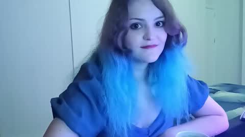 Snapshot of purpurfoxy chatting on November 18, 2025, 3:16 pm Elias online show from November 18, 2025, 3:16 pm