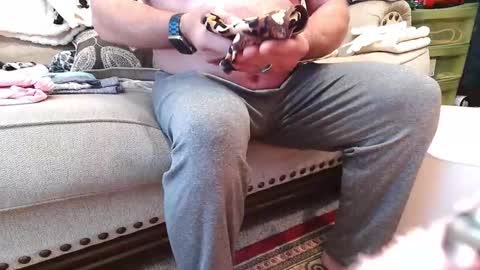 puss123176428 online show from February 16, 2025, 10:32 pm