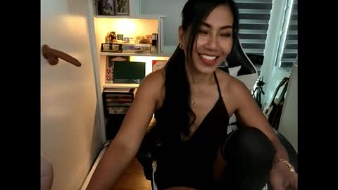 Snapshot of pussycash chatting on January 15, 2026, 5:01 am POCCA online show from January 15, 2026, 5:01 am