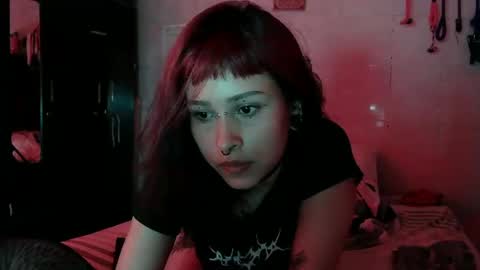 Katiux online show from October 18, 2025, 2:03 am