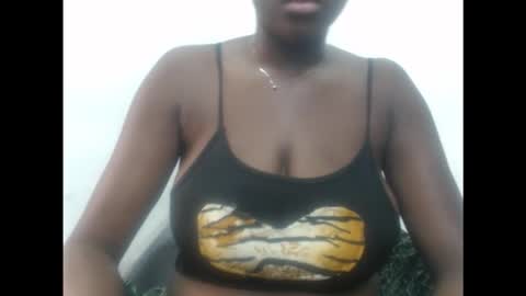 pussydollurz online show from October 29, 2025, 7:43 am