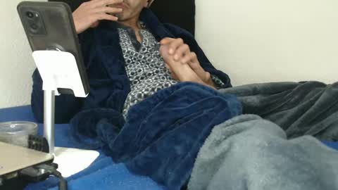 Snapshot of pussyhunterpt chatting on February 6, 2025, 9:06 pm Ruck Fules online show from February 6, 2025, 9:06 pm