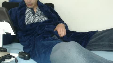 Snapshot of pussyhunterpt chatting on March 2, 2025, 7:56 pm Ruck Fules online show from March 2, 2025, 7:56 pm