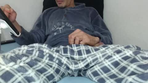 Snapshot of pussyhunterpt chatting on March 6, 2025, 10:04 pm Ruck Fules online show from March 6, 2025, 10:04 pm