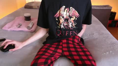 pussylover2182 online show from December 29, 2024, 7:17 am