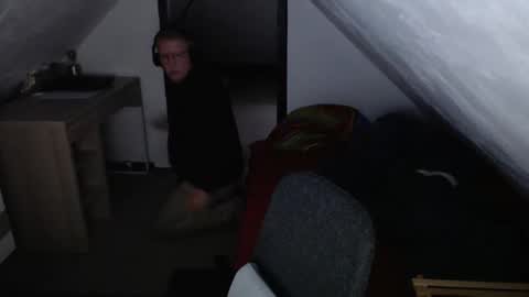 pussylovercb online show from December 1, 2025, 8:41 am