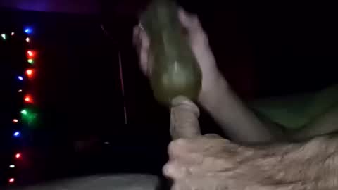 Pussyluver420 online show from October 15, 2025, 8:14 am