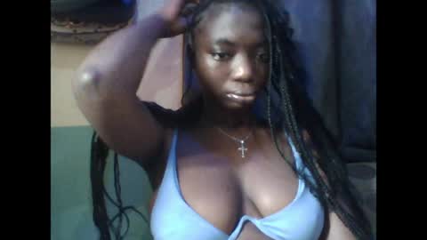 Snapshot of pweedy_ora chatting on July 3, 2026, 9:16 am ora online show from July 3, 2026, 9:16 am