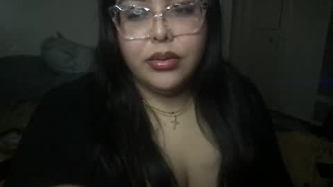 Snapshot of pytbbw chatting on January 9, 2025, 10:41 pm Prettypink Tinyhole online show from January 9, 2025, 10:41 pm