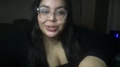 Snapshot of pytbbw chatting on January 12, 2025, 2:14 am Prettypink Tinyhole online show from January 12, 2025, 2:14 am