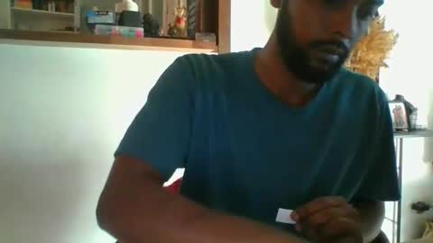 Python online show from November 16, 2025, 2:17 am