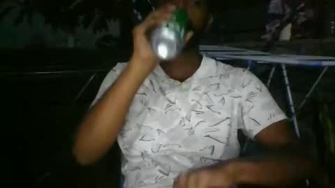 Snapshot of python974 chatting on February 4, 2026, 3:18 pm Python online show from February 4, 2026, 3:18 pm