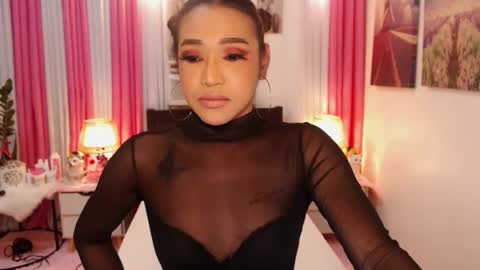 Snapshot of pythoncock4u chatting on December 18, 2024, 9:14 am Queen Agatha online show from December 18, 2024, 9:14 am