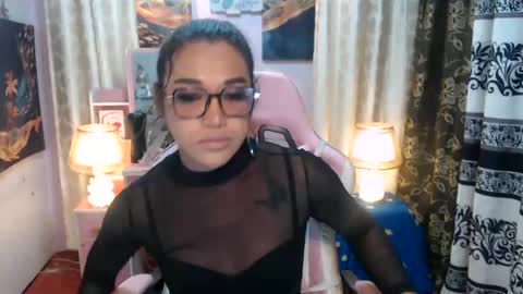 Snapshot of pythoncock4u chatting on March 7, 2025, 11:40 am Queen Agatha online show from March 7, 2025, 11:40 am