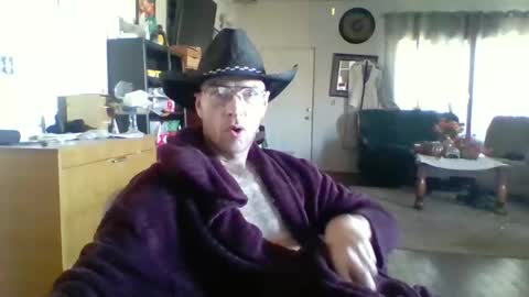 q2phq2ph online show from October 18, 2025, 7:14 pm