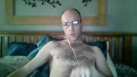 q2phq2ph online show from December 16, 2025, 6:35 pm