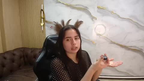 Snapshot of qetsyah_tf chatting on April 18, 2026, 7:58 pm Qetsyah online show from April 18, 2026, 7:58 pm