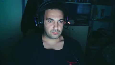 Snapshot of qsatan_6969 chatting on December 13, 2025, 11:32 pm qsatan_6969 online show from December 13, 2025, 11:32 pm