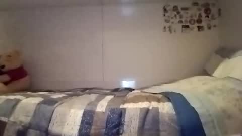 Snapshot of quantosibel chatting on December 14, 2025, 6:23 pm quantosibel online show from December 14, 2025, 6:23 pm