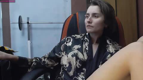 Lola online show from March 9, 2025, 4:33 pm