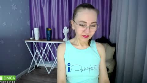 Snapshot of queen_a_n_i chatting on February 26, 2025, 12:03 pm A N I Ill be here on December 1st online show from February 26, 2025, 12:03 pm