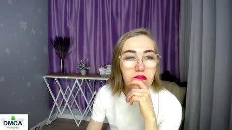 Snapshot of queen_a_n_i chatting on May 2, 2026, 6:40 am A N I Ill be here on December 1st online show from May 2, 2026, 6:40 am