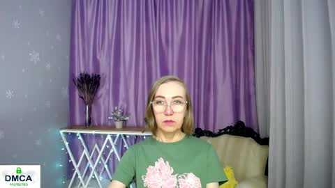 Snapshot of queen_a_n_i chatting on May 6, 2026, 9:25 am A N I Ill be here on December 1st online show from May 6, 2026, 9:25 am