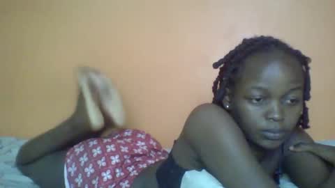 Snapshot of queen_banice chatting on February 19, 2026, 7:26 am queen_banice online show from February 19, 2026, 7:26 am