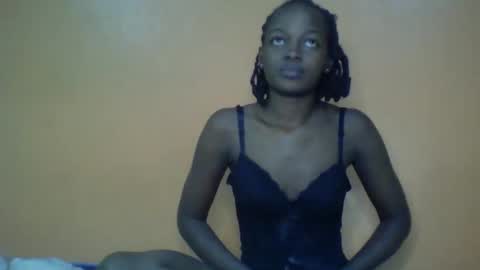 Snapshot of queen_banice chatting on February 22, 2026, 9:57 pm queen_banice online show from February 22, 2026, 9:57 pm
