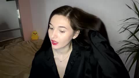 Snapshot of queen_chatur chatting on February 12, 2025, 3:05 pm Viktoria online show from February 12, 2025, 3:05 pm