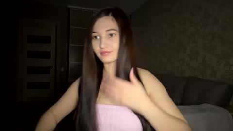 Snapshot of queen_chatur chatting on April 30, 2026, 7:20 pm Viktoria online show from April 30, 2026, 7:20 pm
