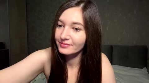 Snapshot of queen_chatur chatting on May 19, 2026, 6:58 pm Viktoria online show from May 19, 2026, 6:58 pm