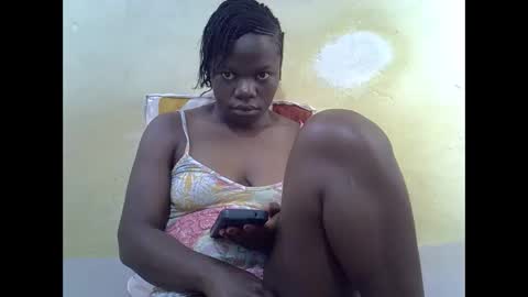 Snapshot of queen_darling3 chatting on February 13, 2026, 9:27 am Gentrix online show from February 13, 2026, 9:27 am