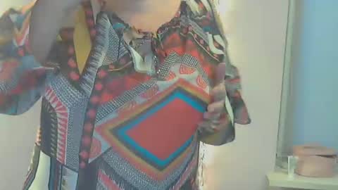 Snapshot of queen_jane8 chatting on December 16, 2024, 12:27 pm queen_jane8 online show from December 16, 2024, 12:27 pm