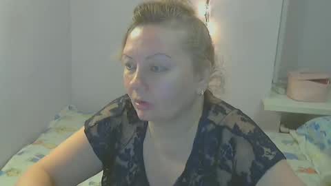 Snapshot of queen_jane8 chatting on December 17, 2024, 1:16 pm queen_jane8 online show from December 17, 2024, 1:16 pm