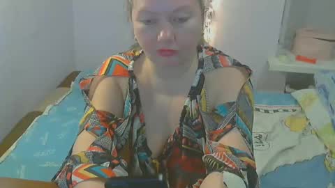 Snapshot of queen_jane8 chatting on December 24, 2024, 8:27 pm queen_jane8 online show from December 24, 2024, 8:27 pm