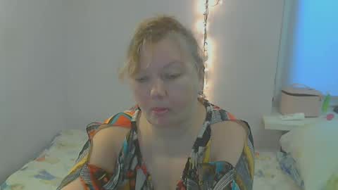 Snapshot of queen_jane8 chatting on January 2, 2025, 10:48 am queen_jane8 online show from January 2, 2025, 10:48 am