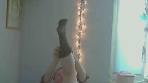 Snapshot of queen_jane8 chatting on February 13, 2025, 8:59 am queen_jane8 online show from February 13, 2025, 8:59 am