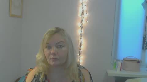 Snapshot of queen_jane8 chatting on March 1, 2025, 12:56 pm queen_jane8 online show from March 1, 2025, 12:56 pm