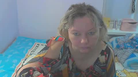 Snapshot of queen_jane8 chatting on November 11, 2025, 12:16 pm queen_jane8 online show from November 11, 2025, 12:16 pm