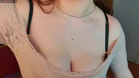 Snapshot of queen_michelle_ chatting on January 9, 2026, 7:33 am Michelle online show from January 9, 2026, 7:33 am