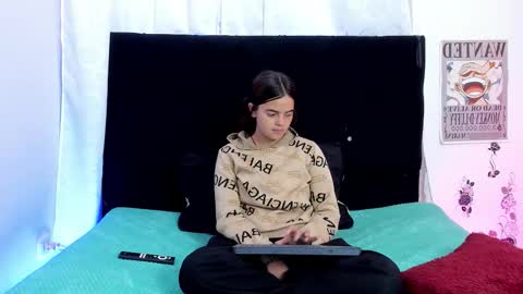 Snapshot of queen_misy chatting on March 13, 2026, 7:53 pm queen_misy online show from March 13, 2026, 7:53 pm